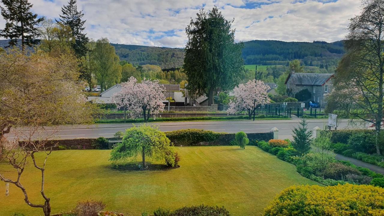 Willows Bed & Breakfast Bed & Breakfast Pitlochry Exterior photo